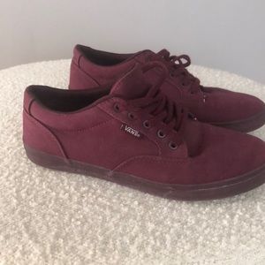 Maroon vans sz 7.5, great condition!!